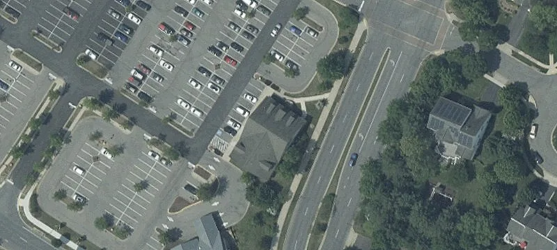 Retail Space in Urbana Center