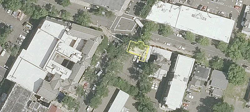 Prime Location Restaurant/Retail Opportunity