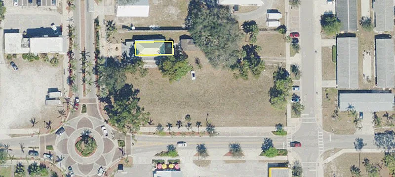 Retail Space in Bonita Springs