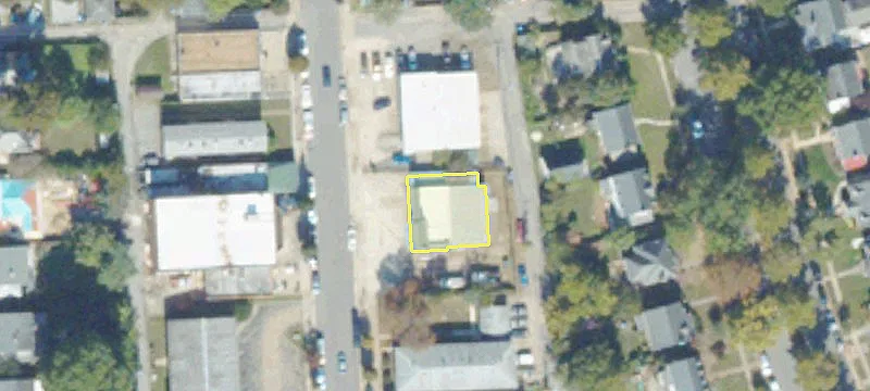Retail Space in Northside Available