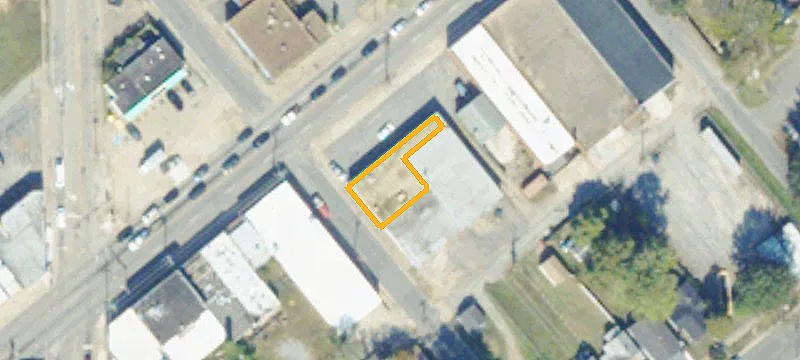 Versatile Mixed-Use Investment Opportunity