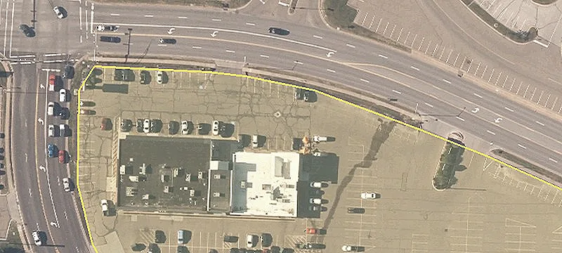 Retail Space in Prime Location