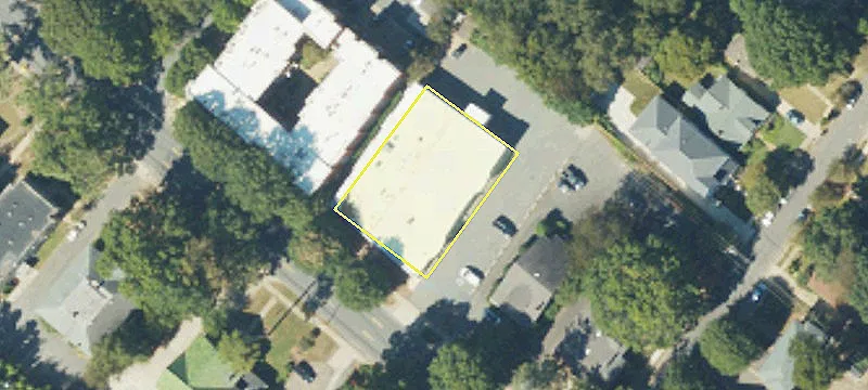Retail Space Available For Rent