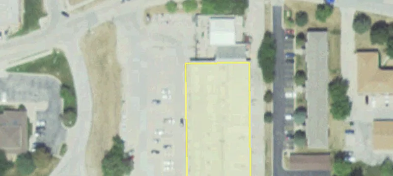 Retail/Office Space in Elkhorn