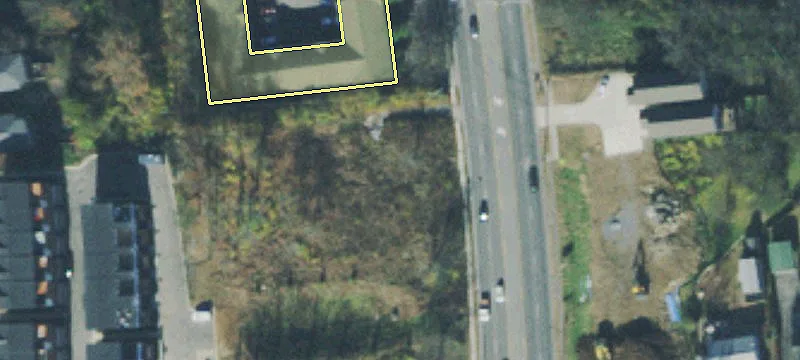 Land on White Bridge Pike