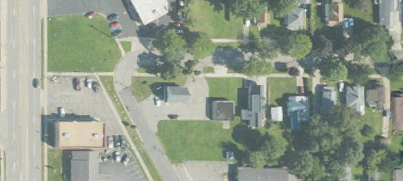 Freestanding Building on Corner Lot