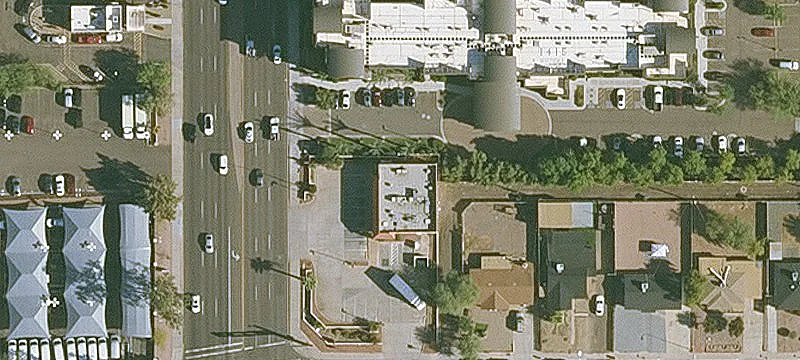 Former C-Store on Scottsdale Road
