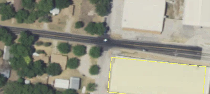 Land with Convenient Thoroughfare Access