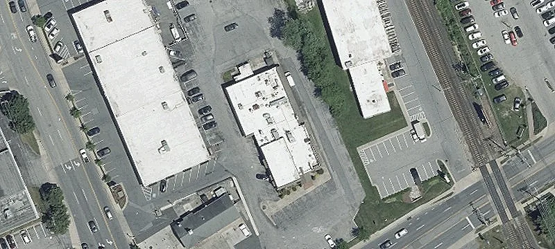 Freestanding Restaurant/Retail Building For Rent
