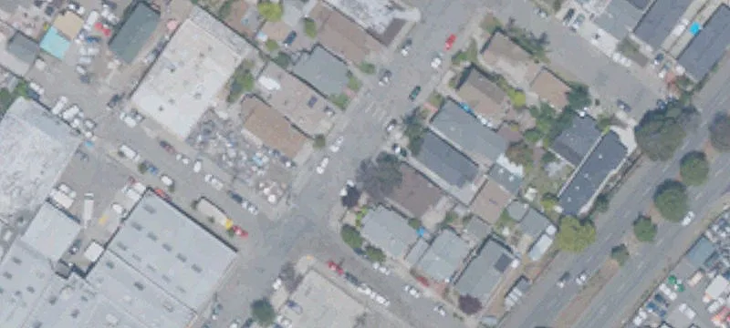 Oakland Warehouse with Gated Parking