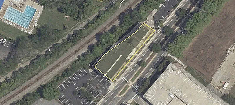 Main Street Retail Space Available