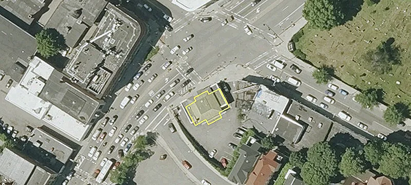 Freestanding Building with Drive-Thru