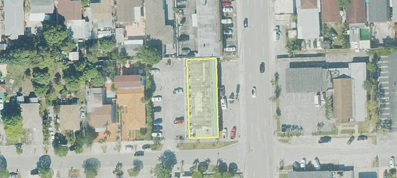 Retail Property on Commercial Corridor