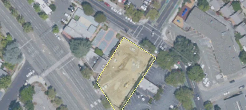 El Camino Real Retail Building