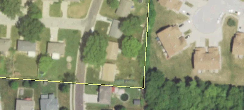 Corner Land on North Scott