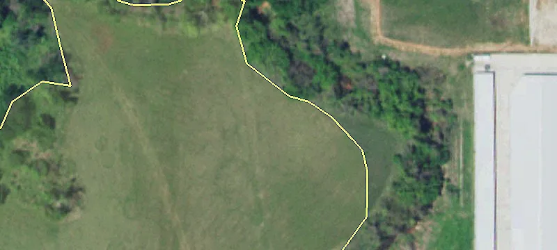 Commercial Land on Popular Thoroughfare