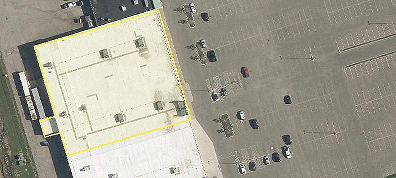 Prime Outparcel Opportunity on Maple