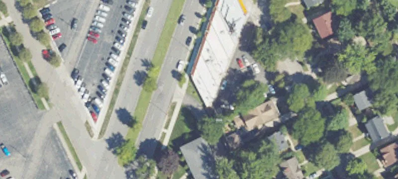 Retail Space on Mack Avenue