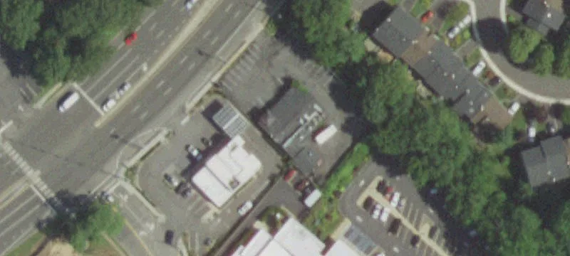 Restaurant/Retail Space with Parking