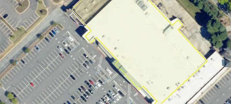 Retail Space in Greenville Center