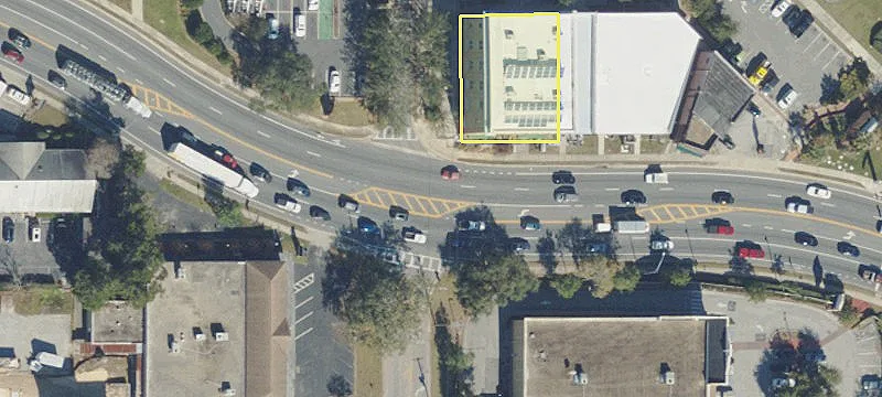 Retail Property Near Major Grocers