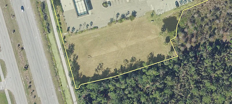 Retail Space in Publix-Anchored Center