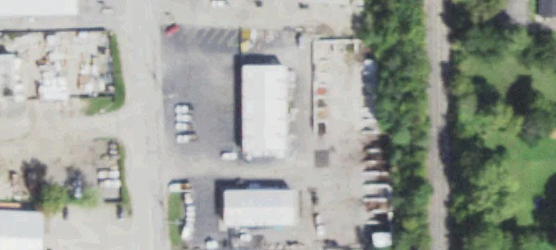 Batavia Warehouse with Fenced Yard