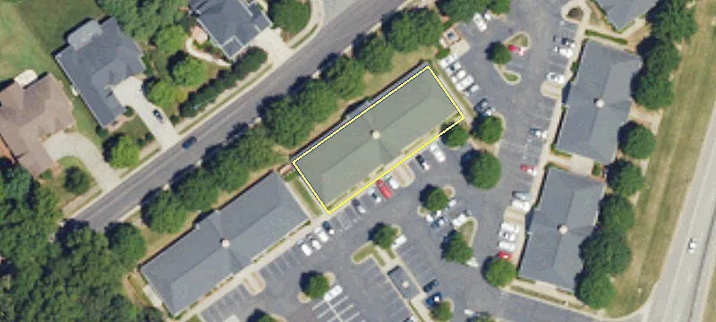 Commercial Condo in Fox Run