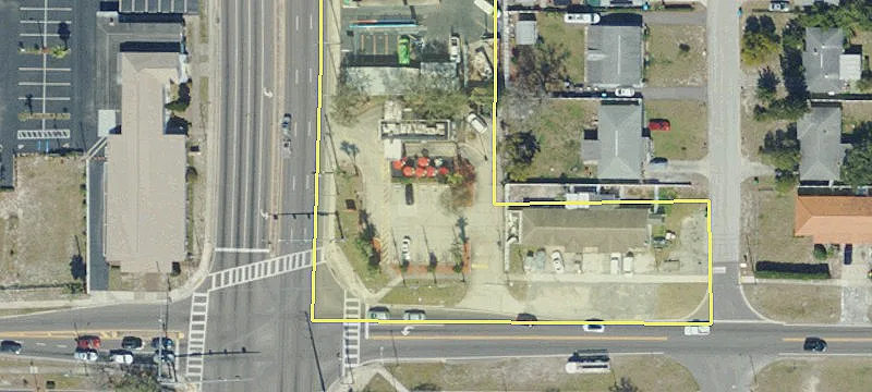 Freestanding Building with Drive-Thru