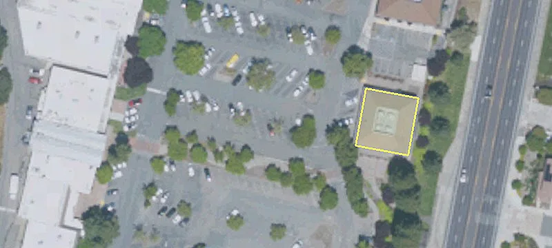 Retail Space in Moraga Center