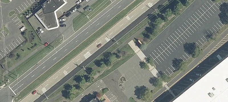 Prime Retail Space on Highway