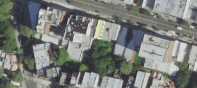 Prime Retail Space Near Subway