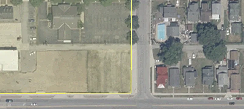 Commercial Lot Near Central Park