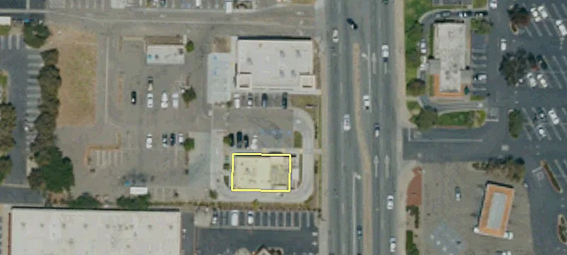 Retail Pad in High-Traffic Area