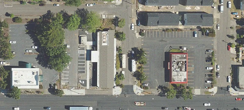 Retail Space with Lombard Access