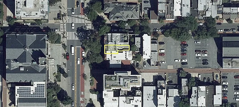 Classic Townhouse Near Logan Circle
