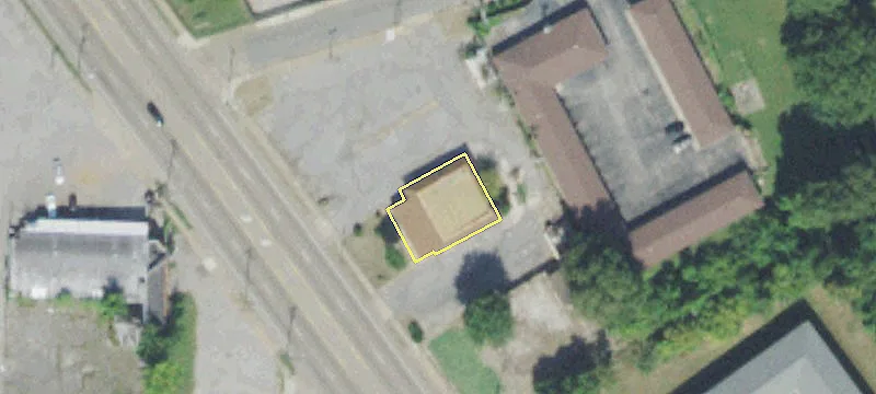 Former Restaurant on Corner Lot