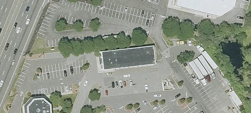 Automotive Center Near Retail Hub