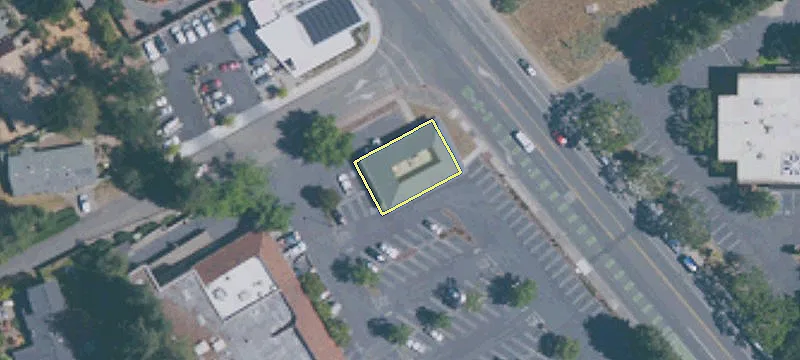 Retail Space on Gravenstein Highway