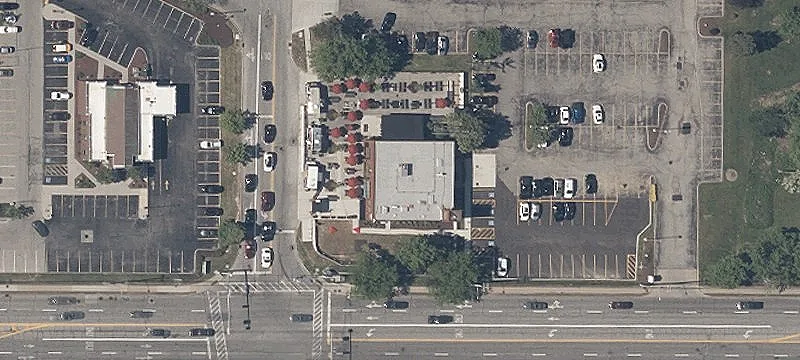 Restaurant/Bar with Outdoor Patio