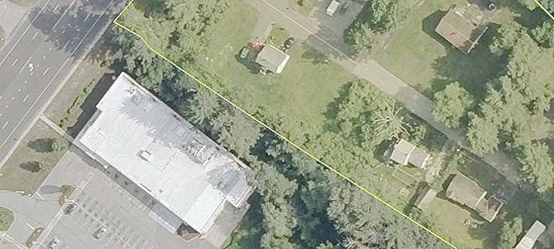 Commercial Land with High Visibility