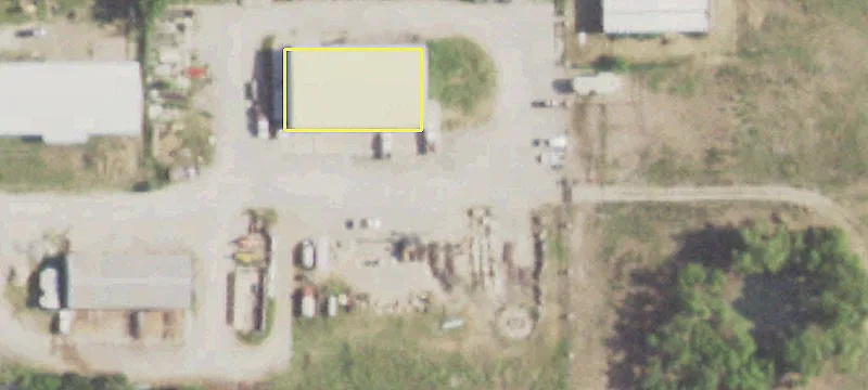 Industrial Building with Yard in Argyle