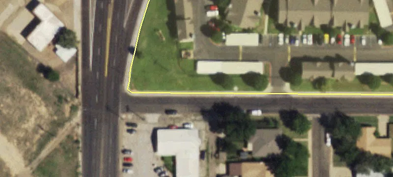 Commercial Lot on Bell Street