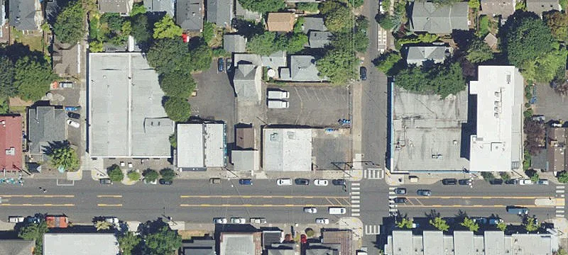 Retail Space on Hawthorne Boulevard
