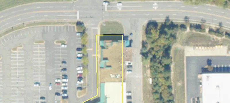 Restaurant Spaces and Outparcels Available