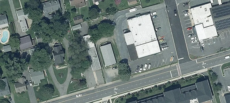 Retail Opportunity Near Country School