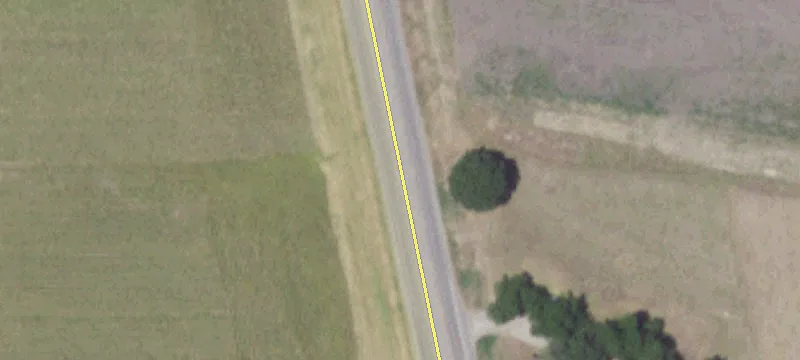 Seguin Land on Major Thoroughfare