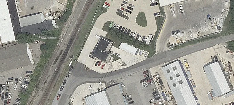 Office and Garage Spaces Available
