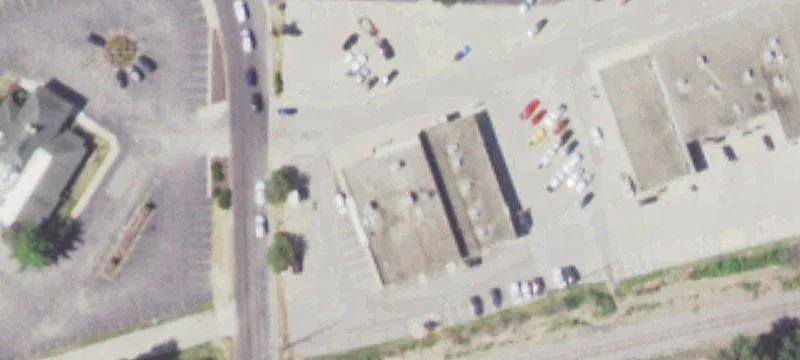 Retail Space in Fondulac Plaza