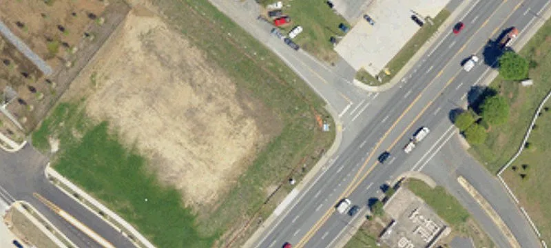 Commercial Land in High Traffic Area